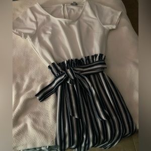 New🌻Capped Sleeve Jumpsuit